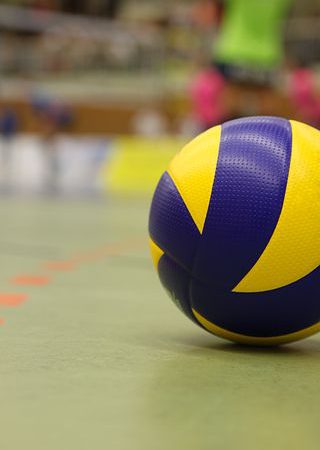 Ciuchy z logo dla miłośników siatkówki